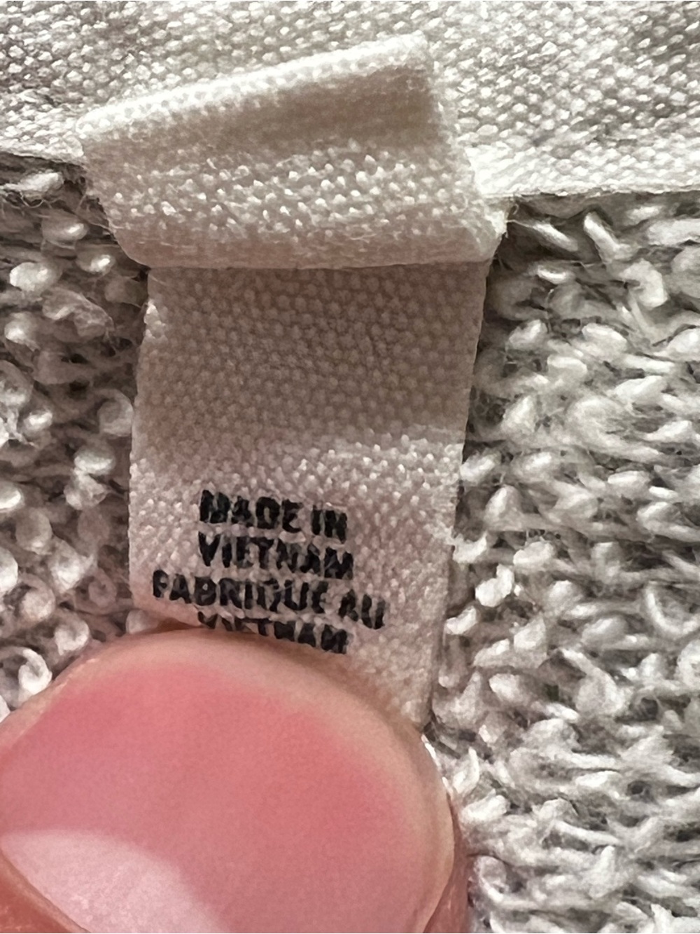 Women’s American Eagle Light Gray Hooded V-Neck Pullover Sweater - Picture 9 of 10